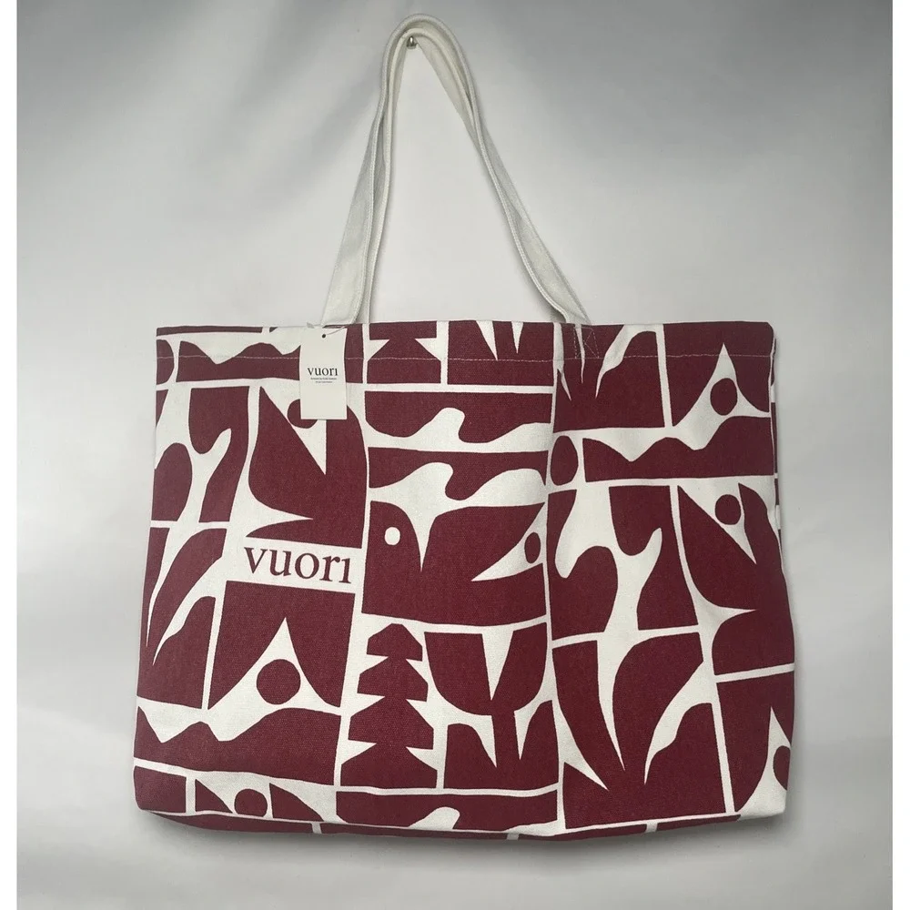 Vuori Oversized Tote Bag Holiday 25 Limited Edition Strawberry Red / White